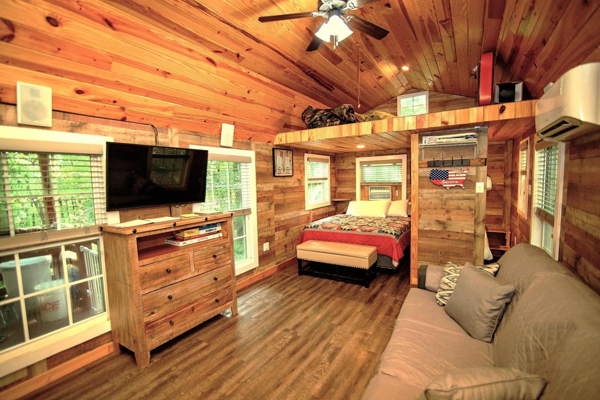 The Americana - Parker Creek Bend Cabins 默弗里斯伯勒 外观 照片