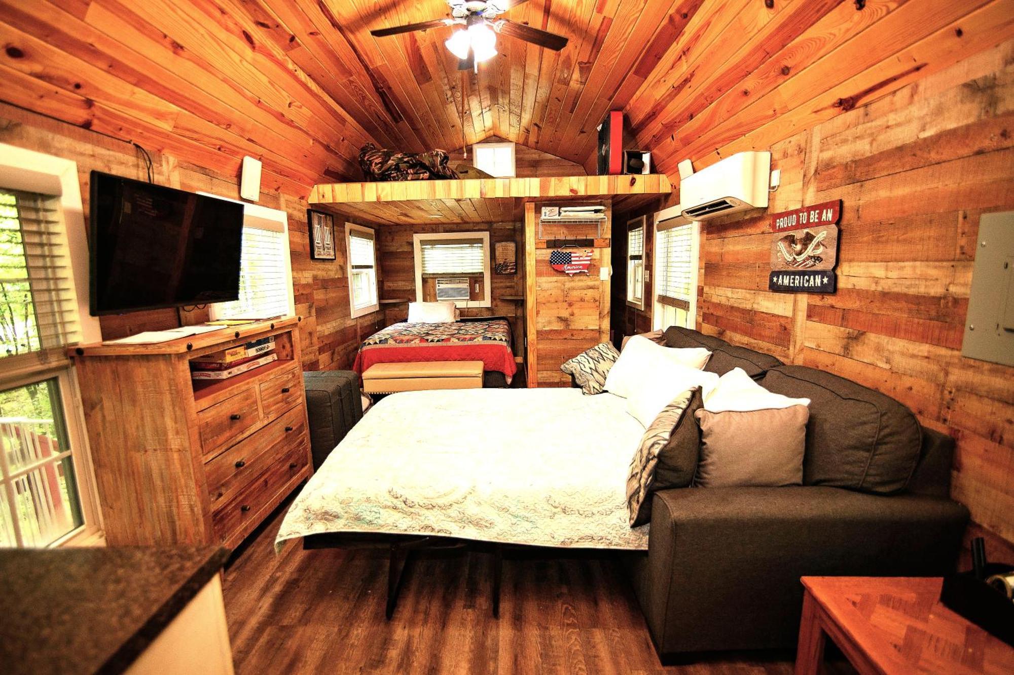 The Americana - Parker Creek Bend Cabins 默弗里斯伯勒 外观 照片